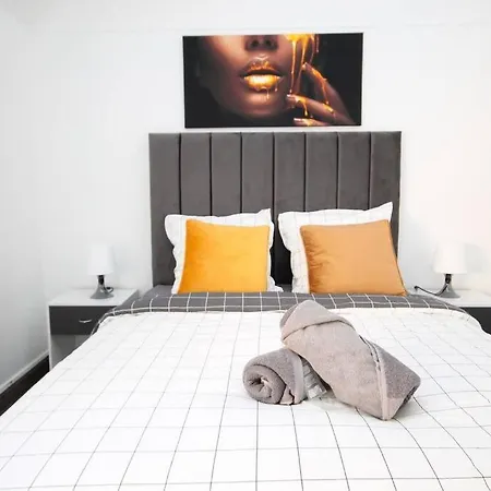 Apartment Magnifique Cosy Tram 4pers Gare Wifi Pierrefitte-sur-Seine